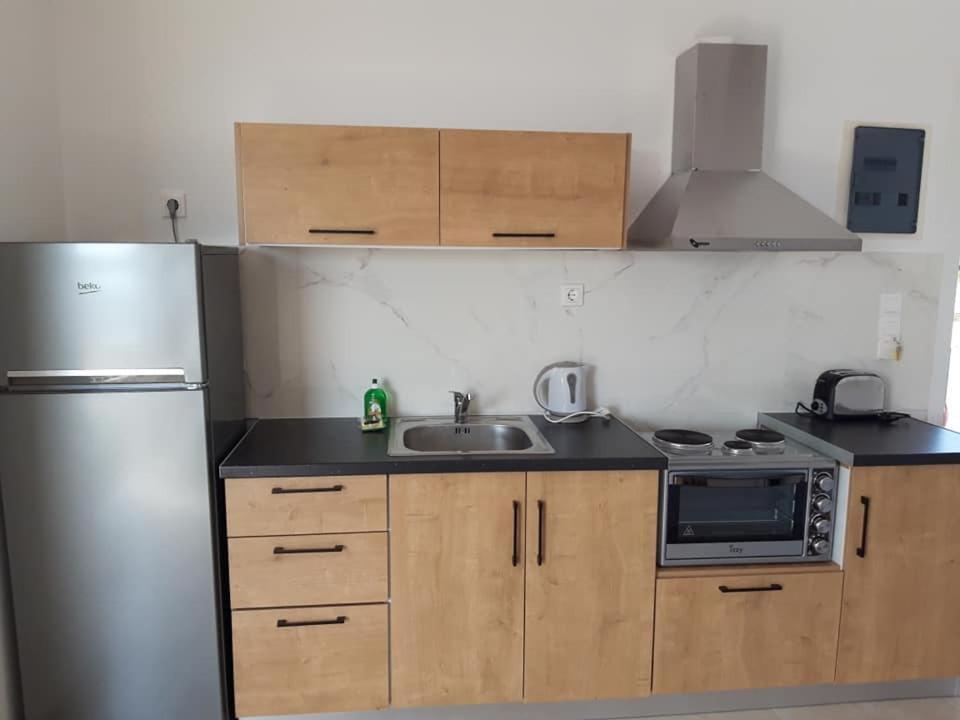 Drosia Retreat Apatrments - Studio Apartment Makris Gialos  ภายนอก รูปภาพ